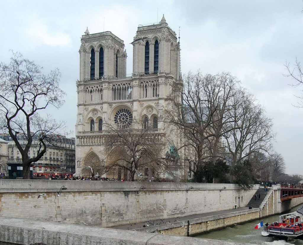 Paríž f